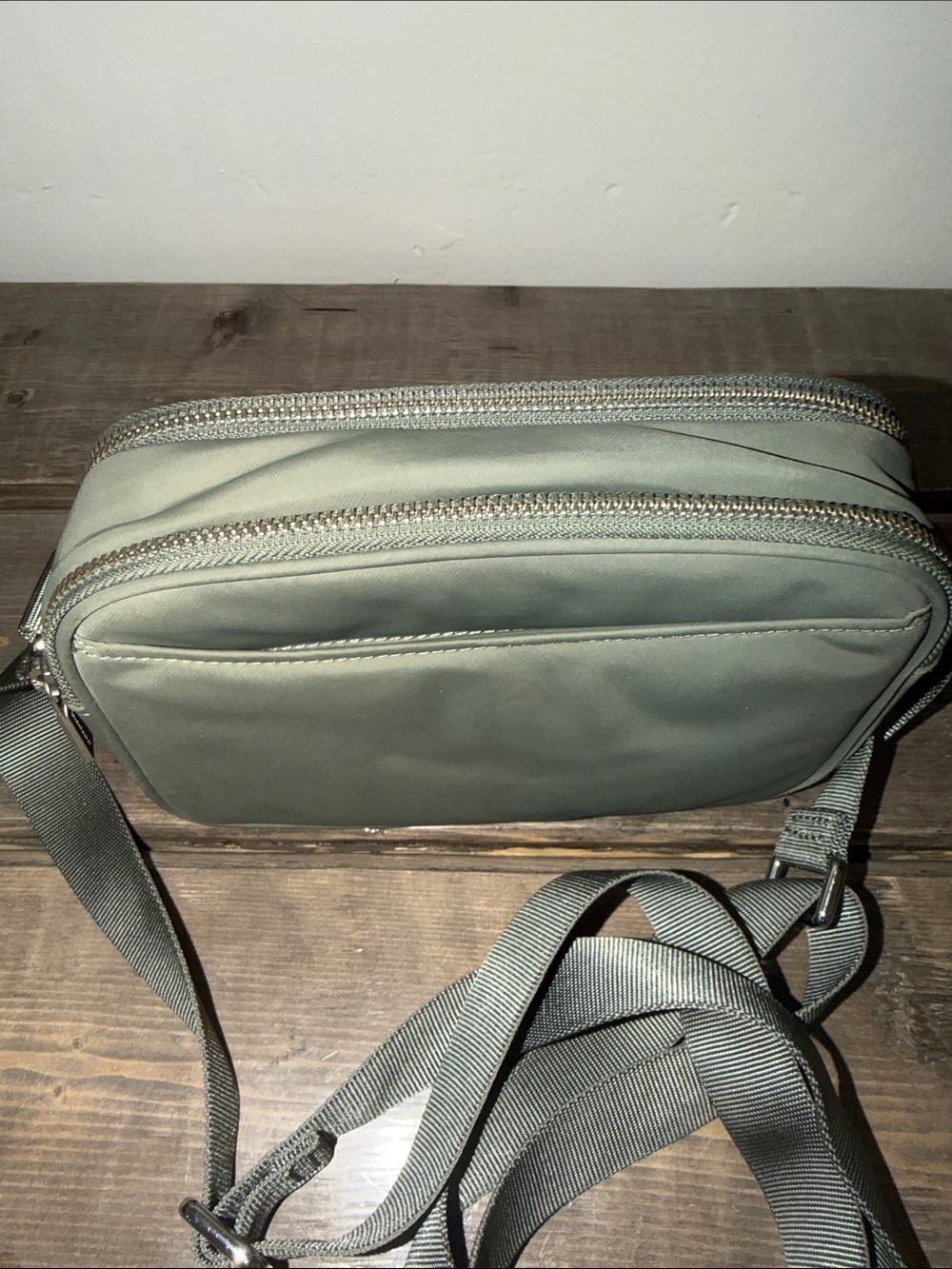 Lululemon Athletica Olive Green Camera Crossbody Bag - Picture 7 of 12